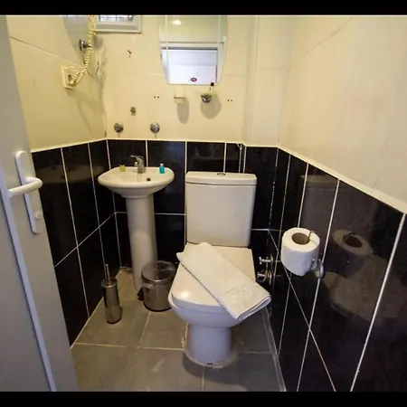 Oezyurt Hotell